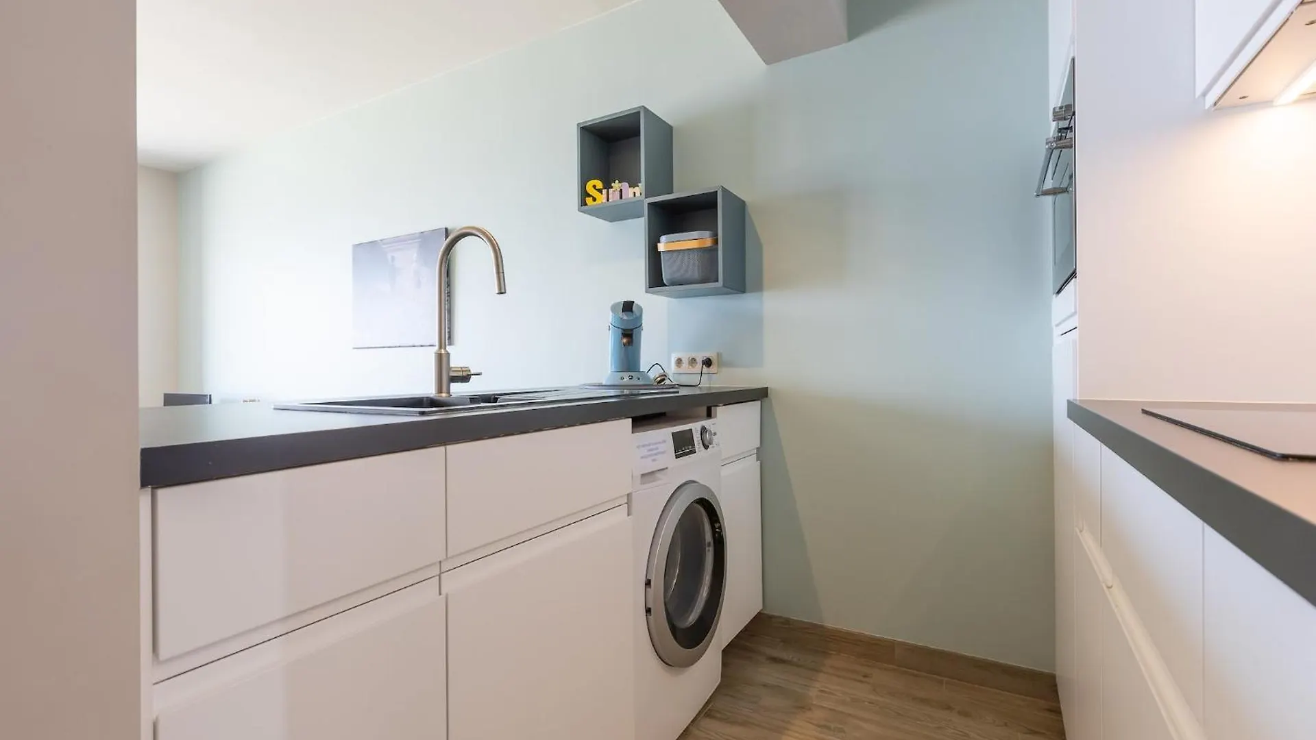 Modern Apartment With Frontal Sea-View Middelkerke 0*,  Belgium