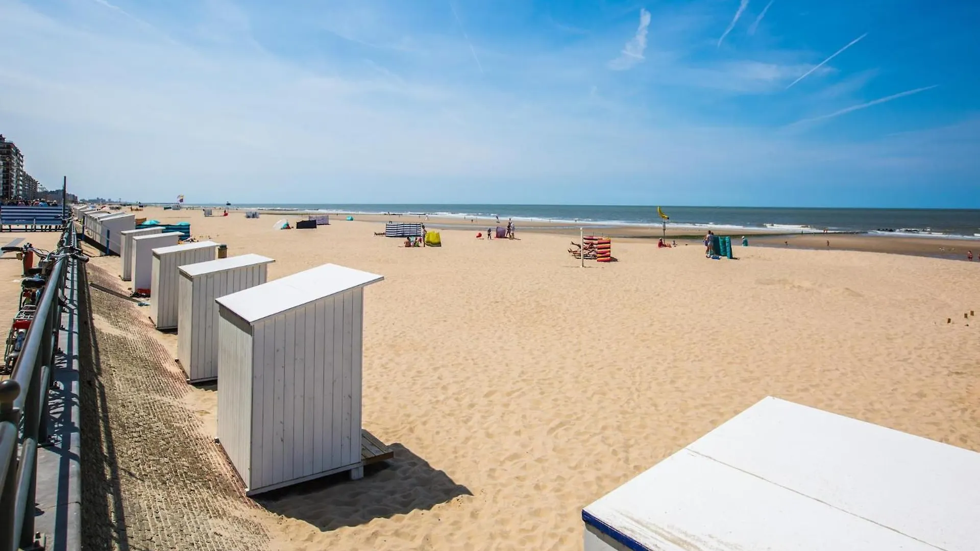 Modern Apartment With Frontal Sea-View Middelkerke